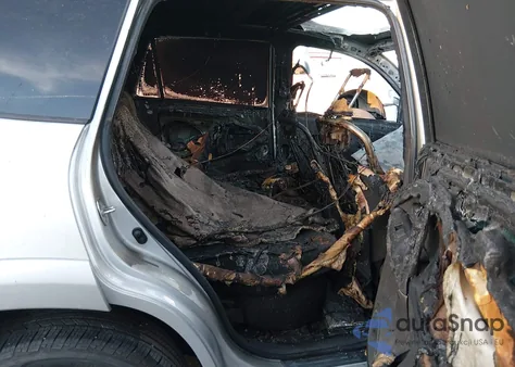 2009 Toyota Rav4 Sport z USA, uszkodzony, nr VIN JTMZF32V895010758